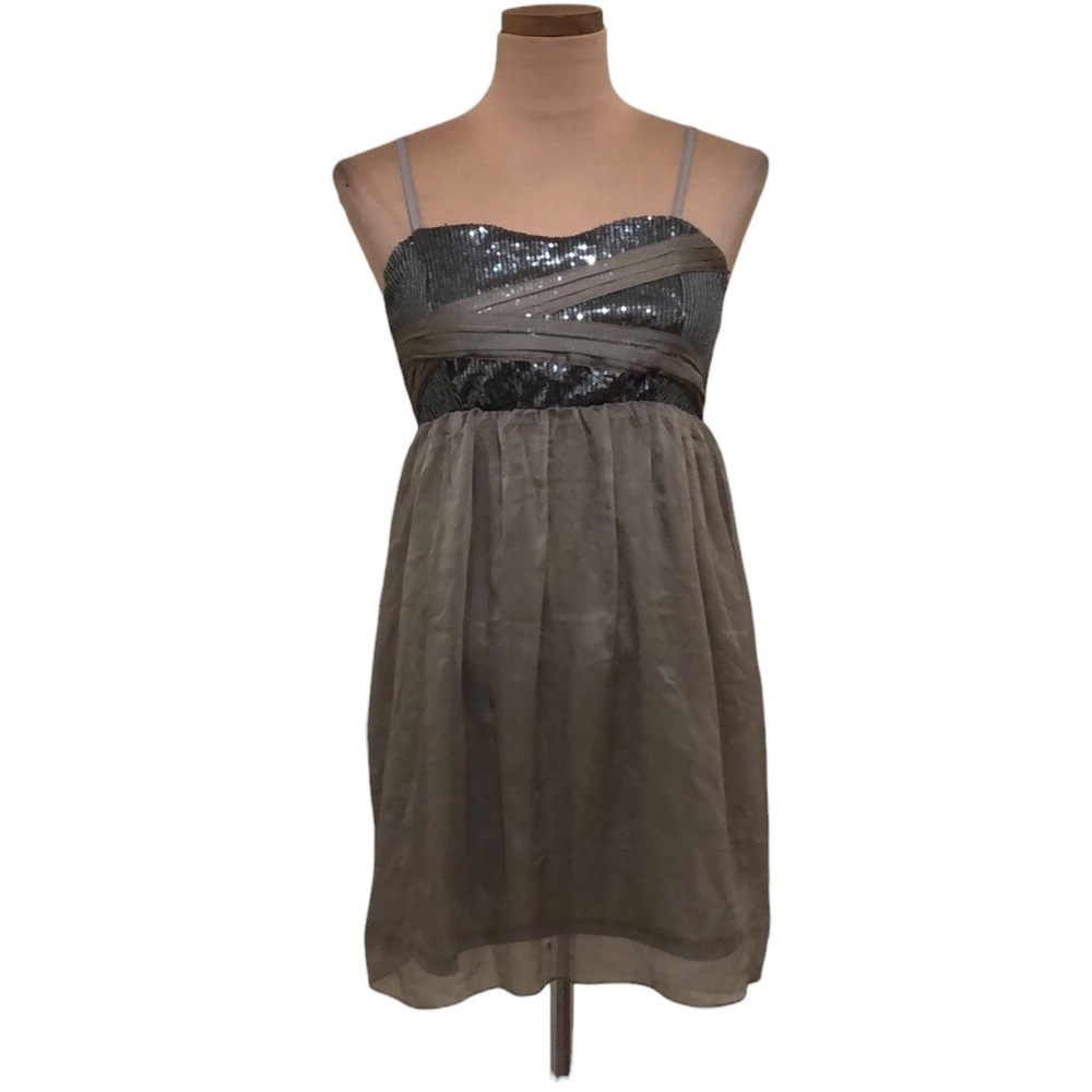 Daytrip Dress Size Small Gray Sequin Mini